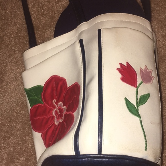 Vintage Purse - Picture 2 of 5